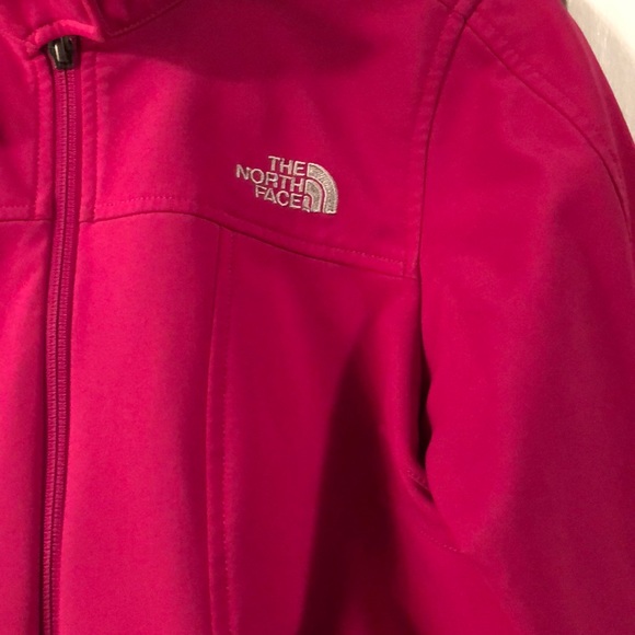 Women’s North face jacket - Picture 2 of 2